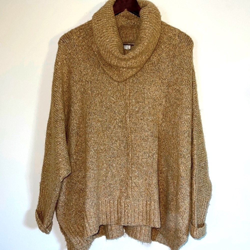 NEOT Ruby Moon tunic sweater in tan size small